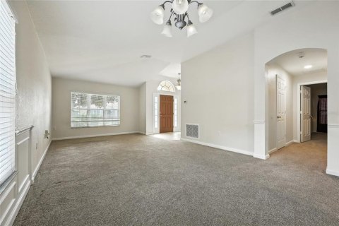 House in Orlando, Florida 4 bedrooms, 189.43 sq.m. № 1908530 - photo 8