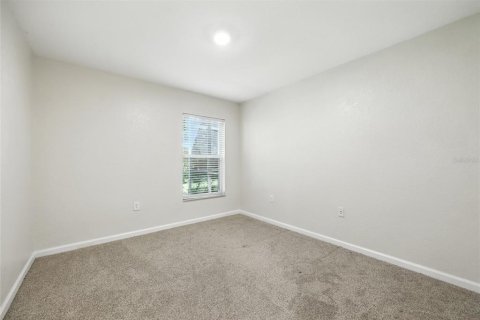 House in Orlando, Florida 4 bedrooms, 189.43 sq.m. № 1908530 - photo 28