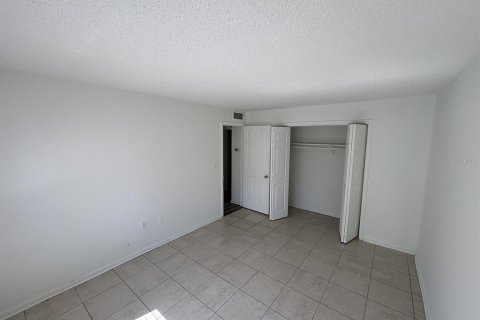 Commercial property in South Pasadena, Florida 820.7 sq.m. № 2409857 - photo 7