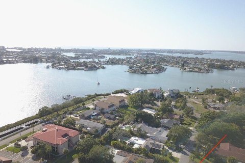 Commercial property in South Pasadena, Florida 820.7 sq.m. № 2409857 - photo 17