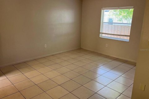 Commercial property in South Pasadena, Florida 820.7 sq.m. № 2409857 - photo 13