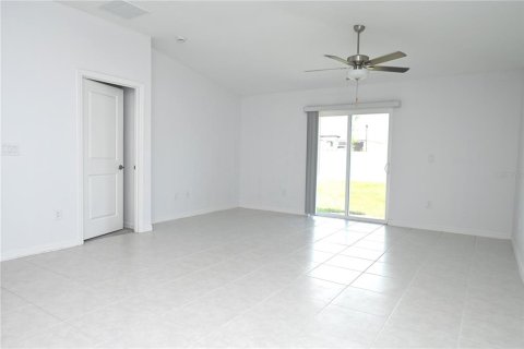 Villa ou maison à louer à Bartow, Floride: 4 chambres, 168.62 m2 № 2294944 - photo 3