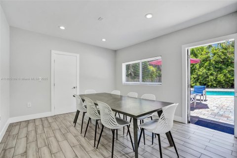 House in Fort Lauderdale, Florida 3 bedrooms, 120.4 sq.m. № 1875391 - photo 30