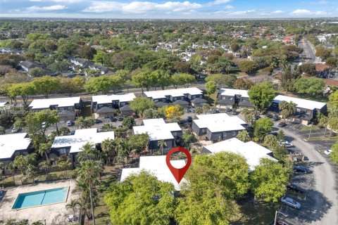 Copropriété à vendre à Miami, Floride: 3 chambres, 135.82 m2 № 2057944 - photo 27