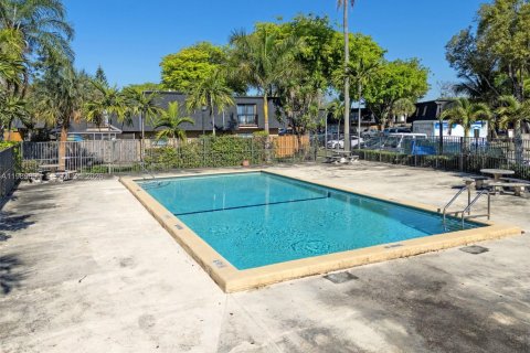 Copropriété à vendre à Miami, Floride: 3 chambres, 135.82 m2 № 2057944 - photo 29