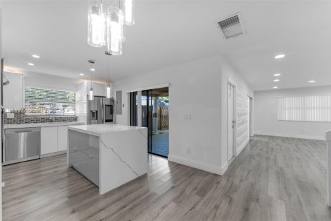 Copropriété à vendre à Miami, Floride: 3 chambres, 135.82 m2 № 2057944 - photo 11