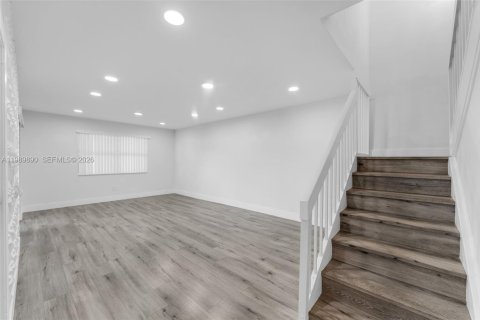 Copropriété à vendre à Miami, Floride: 3 chambres, 135.82 m2 № 2057944 - photo 5