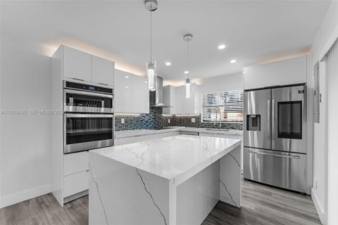 Copropriété à vendre à Miami, Floride: 3 chambres, 135.82 m2 № 2057944 - photo 10