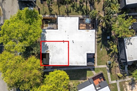 Copropriété à vendre à Miami, Floride: 3 chambres, 135.82 m2 № 2057944 - photo 25
