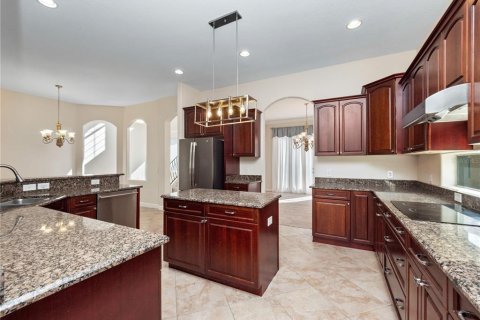 House in Davenport, Florida 4 bedrooms, 400.13 sq.m. № 1918964 - photo 26