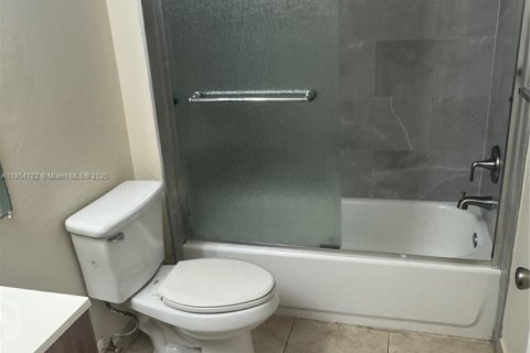 Copropriété à louer à Sunrise, Floride: 1 chambre, 70.05 m2 № 1957690 - photo 16