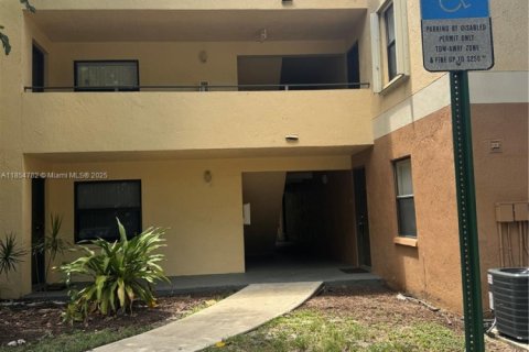 Copropriété à louer à Sunrise, Floride: 1 chambre, 70.05 m2 № 1957690 - photo 2