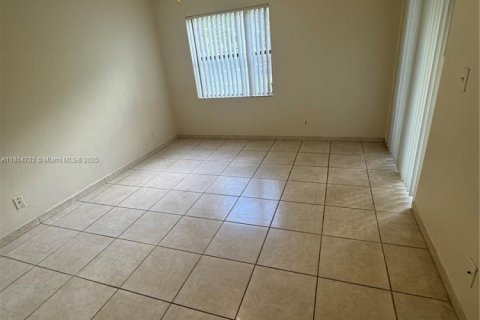 Copropriété à louer à Sunrise, Floride: 1 chambre, 70.05 m2 № 1957690 - photo 10