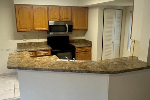 Copropriété à louer à Sunrise, Floride: 1 chambre, 70.05 m2 № 1957690 - photo 9