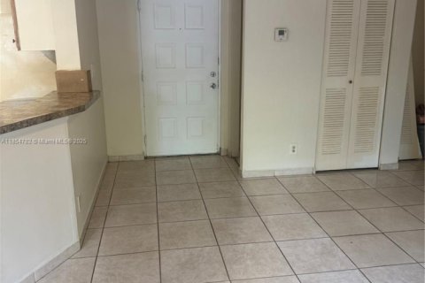 Copropriété à louer à Sunrise, Floride: 1 chambre, 70.05 m2 № 1957690 - photo 14