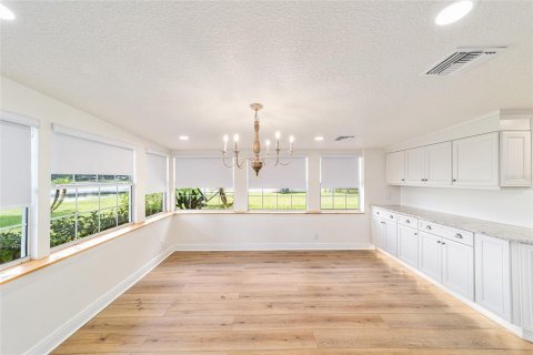 Casa en venta en Fort MC Coy, Florida, 4 dormitorios, 202.34 m2 № 1906339 - foto 16