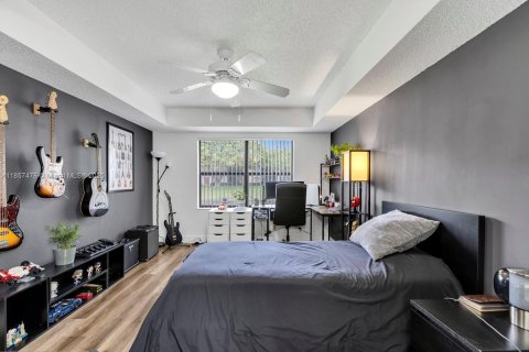 Condo in Deerfield Beach, Florida, 2 bedrooms  № 1887508 - photo 14