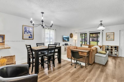 Condo in Deerfield Beach, Florida, 2 bedrooms  № 1887508 - photo 4