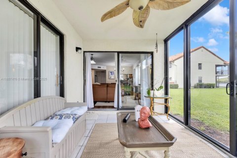 Condo in Deerfield Beach, Florida, 2 bedrooms  № 1887508 - photo 8