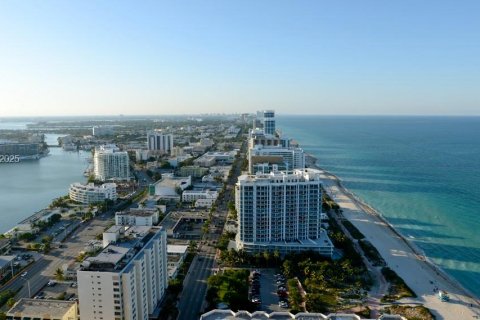 Copropriété à louer à Miami Beach, Floride: 2 chambres, 122.82 m2 № 1936798 - photo 14