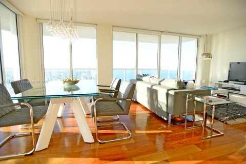 Copropriété à louer à Miami Beach, Floride: 2 chambres, 122.82 m2 № 1936798 - photo 5