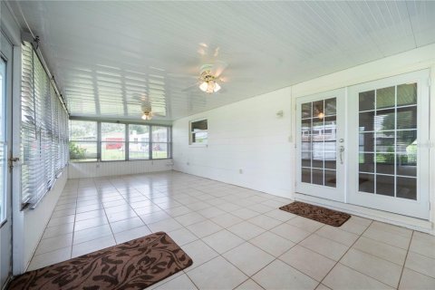 House in Lakeland, Florida 5 bedrooms, 175.03 sq.m. № 2290770 - photo 30