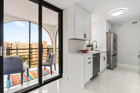 Купить кондоминиум в Бока-Ратон, Флорида 3 спальни, № 2062952 - фото 6