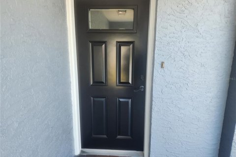 House in Port Richey, Florida 3 bedrooms, 140.1 sq.m. № 1628855 - photo 5