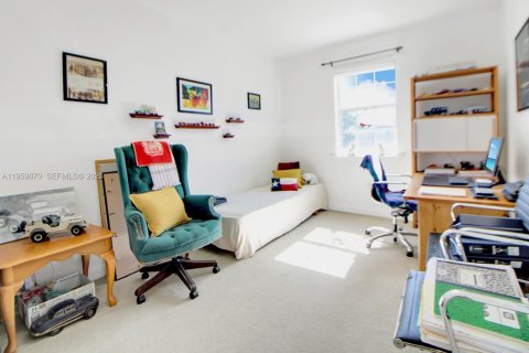 Touwnhouse à vendre à Doral, Floride: 3 chambres, 208.57 m2 № 2022049 - photo 23