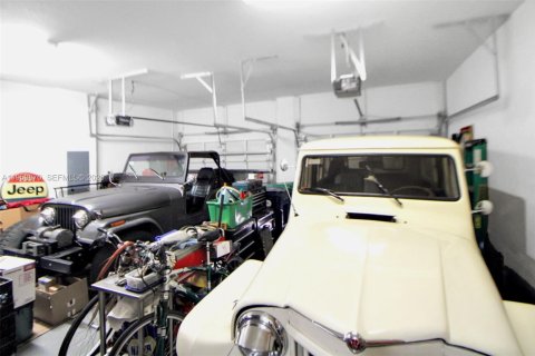 Touwnhouse à vendre à Doral, Floride: 3 chambres, 208.57 m2 № 2022049 - photo 29