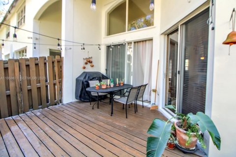 Touwnhouse à vendre à Doral, Floride: 3 chambres, 208.57 m2 № 2022049 - photo 30