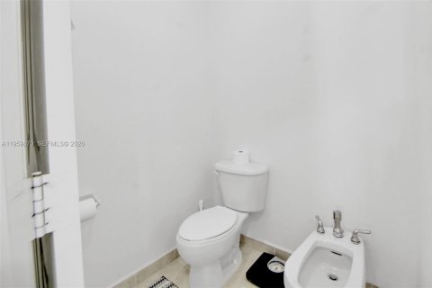 Touwnhouse à vendre à Doral, Floride: 3 chambres, 208.57 m2 № 2022049 - photo 26