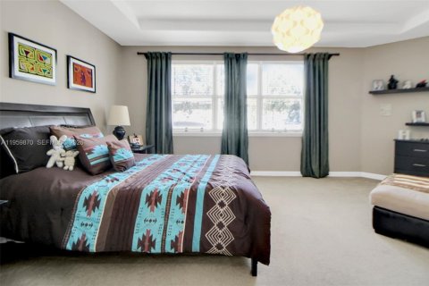 Touwnhouse à vendre à Doral, Floride: 3 chambres, 208.57 m2 № 2022049 - photo 19