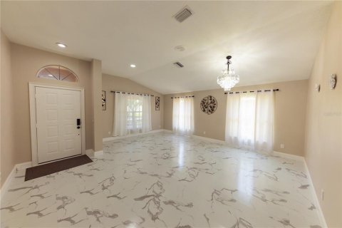 House in Tampa, Florida 4 bedrooms, 198.16 sq.m. № 1780374 - photo 6