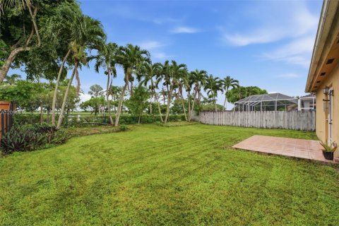 Villa ou maison à louer à Homestead, Floride: 3 chambres, 182.46 m2 № 2397617 - photo 7