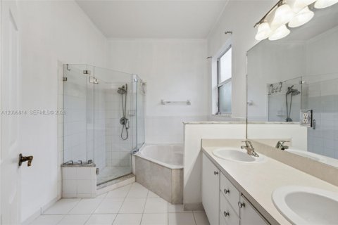 Villa ou maison à louer à Homestead, Floride: 3 chambres, 182.46 m2 № 2397617 - photo 22