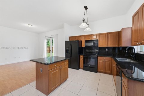 Villa ou maison à louer à Homestead, Floride: 3 chambres, 182.46 m2 № 2397617 - photo 16