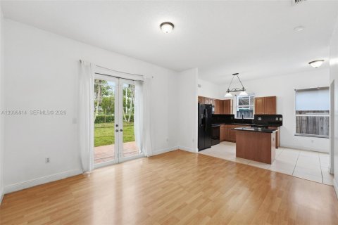 Villa ou maison à louer à Homestead, Floride: 3 chambres, 182.46 m2 № 2397617 - photo 14