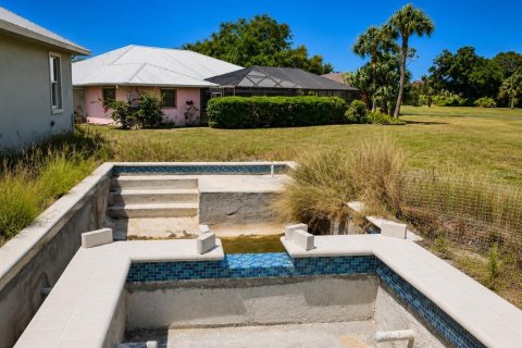 House in Rotonda, Florida 3 bedrooms, 189.71 sq.m. № 2117328 - photo 5