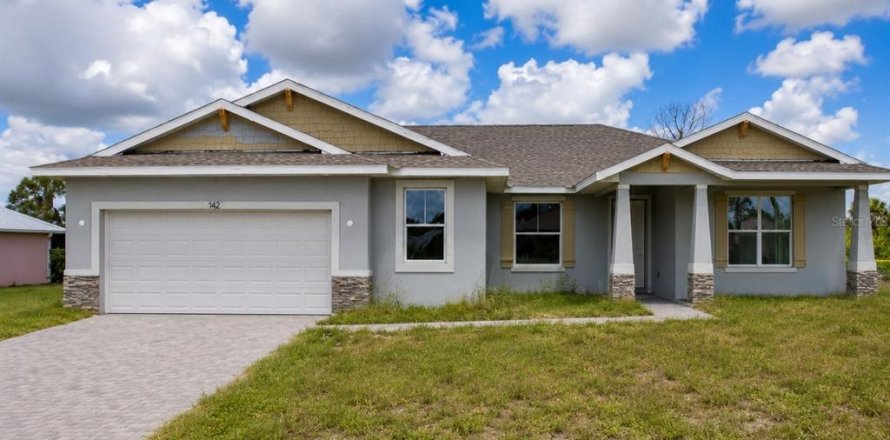 House in Rotonda, Florida 3 bedrooms, 189.71 sq.m. № 2117328