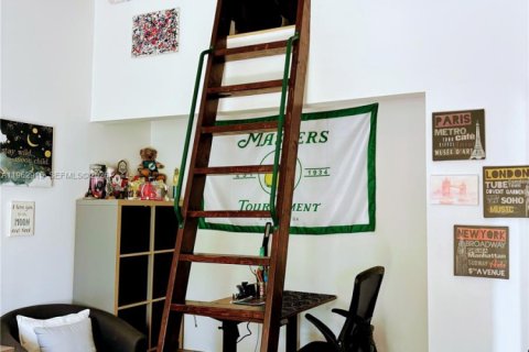 Купить таунхаус в Авентура, Флорида 3 спальни, 150.22м2, № 2090788 - фото 12