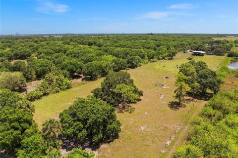 Commercial property in St. Lucie, Florida № 2194533 - photo 15