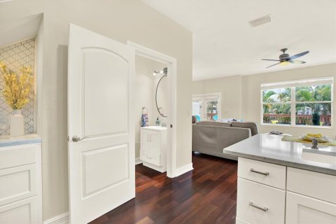 Condo in Tampa, Florida, 3 bedrooms  № 1847173 - photo 19