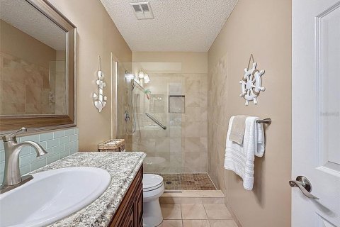 Condo in Port Richey, Florida, 2 bedrooms № 2100367 - photo 7