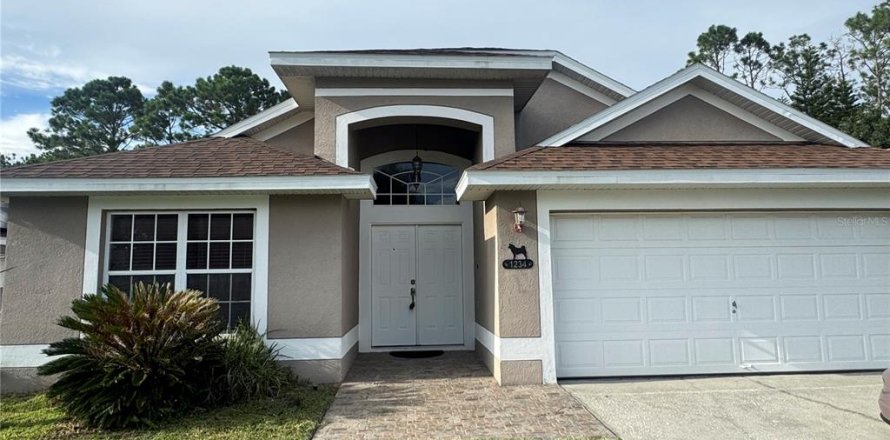 Casa en Davenport, Florida 3 dormitorios, 167.5 m2 № 1918746