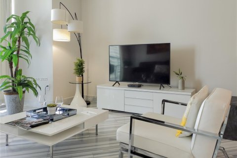 Copropriété à vendre à Miami, Floride: 1 chambre, 81.38 m2 № 1775249 - photo 4