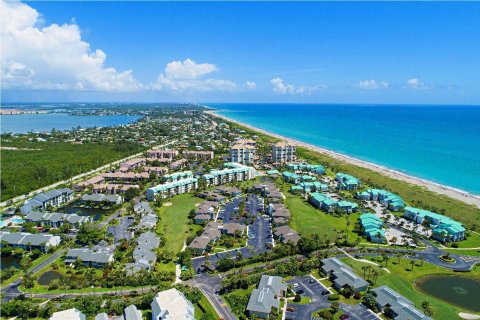 Condo in St. Lucie, Florida, 1 bedroom № 2247801 - photo 23