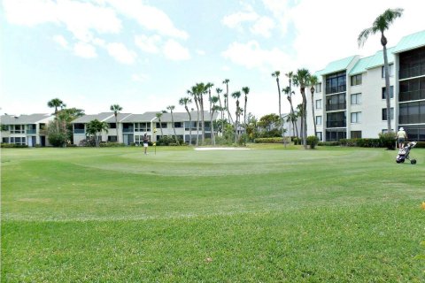 Condo in St. Lucie, Florida, 1 bedroom № 2247801 - photo 20