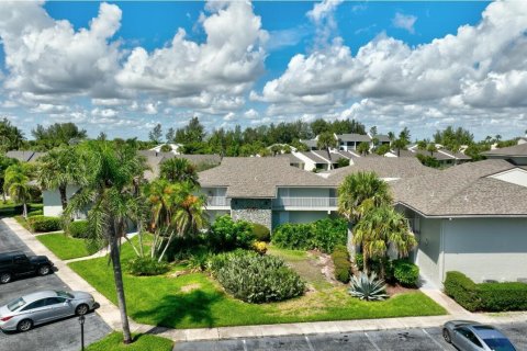 Condo in St. Lucie, Florida, 1 bedroom № 2247801 - photo 16