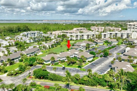 Condo in St. Lucie, Florida, 1 bedroom № 2247801 - photo 17